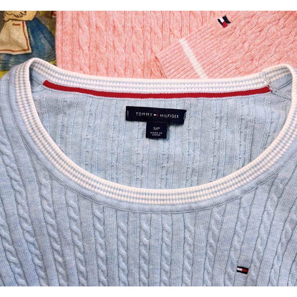 Lot of 3 Tommy Hilfiger Womens Cable Knit Sweaters Small Pink Blue Crew V-neck - Picture 3 of 13